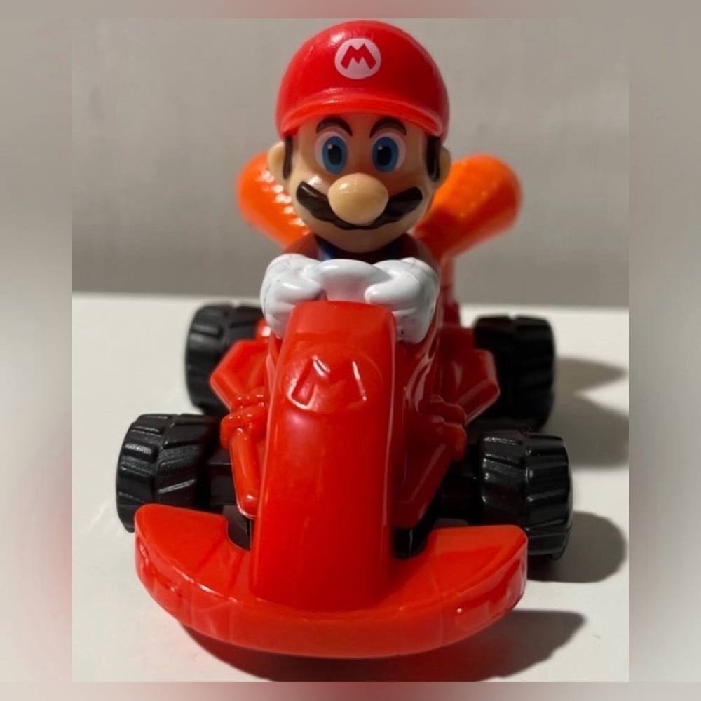NINTENDO SUPER MARIO BROS MARIO KART TOY CAR Nintendo Toys Cake Topper figure